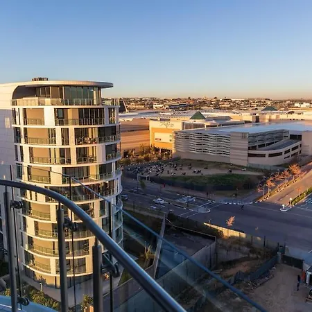 Luxe Cityscape @ Waterfall Ellipse Midrand Exterior foto